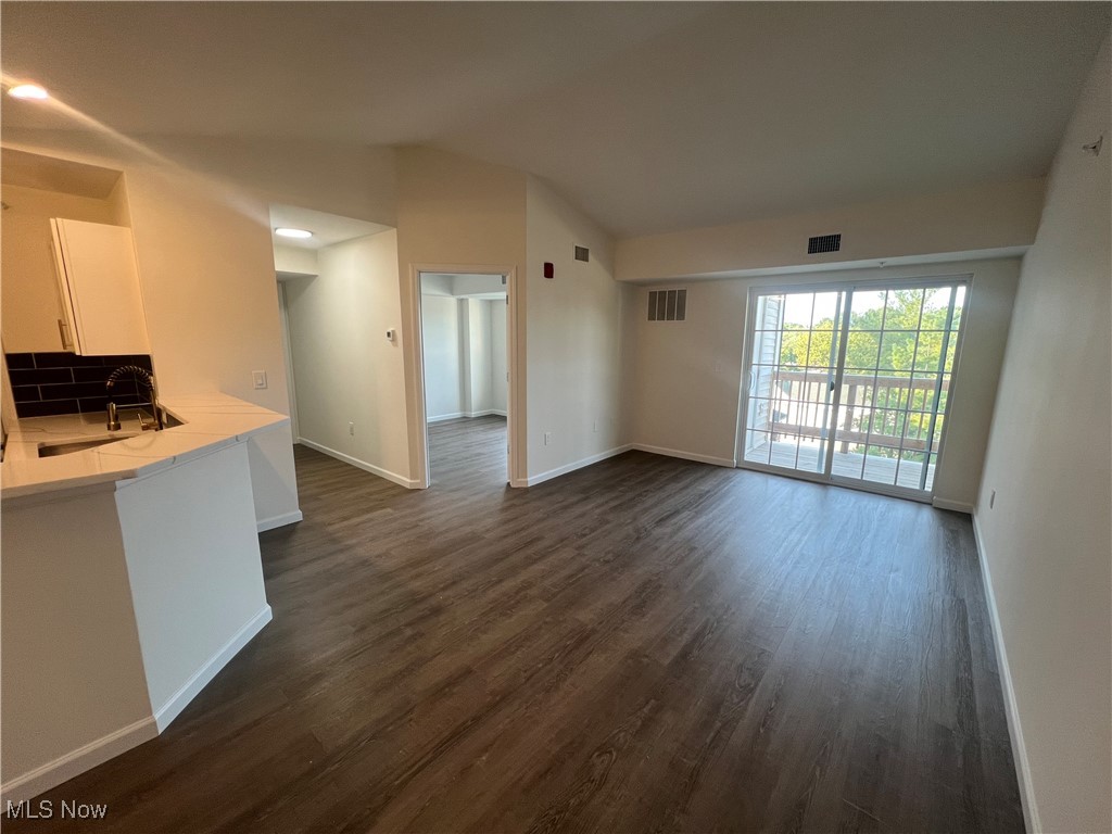 23002 Chandlers Lane Olmsted Falls OH 44138