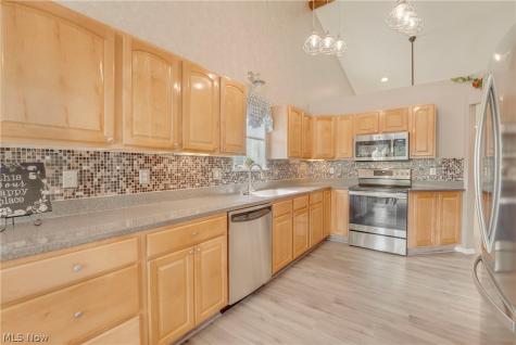 9278 Clark Circle Twinsburg OH 44087