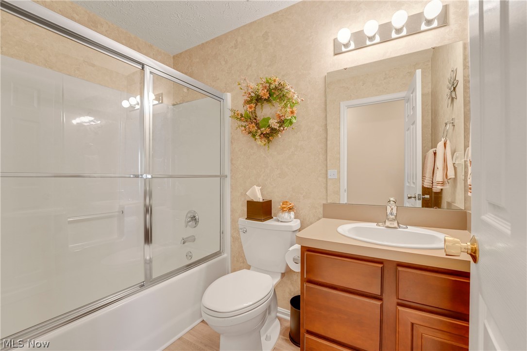 9278 Clark Circle Twinsburg OH 44087
