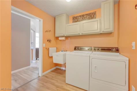 9278 Clark Circle Twinsburg OH 44087