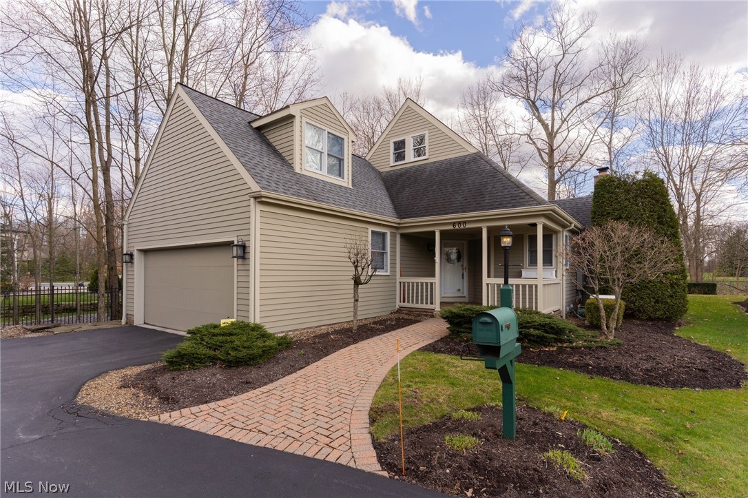 600 The Greens NE Howland OH 44484