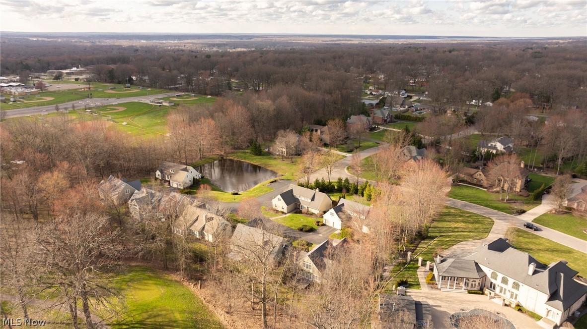600 The Greens NE Howland OH 44484