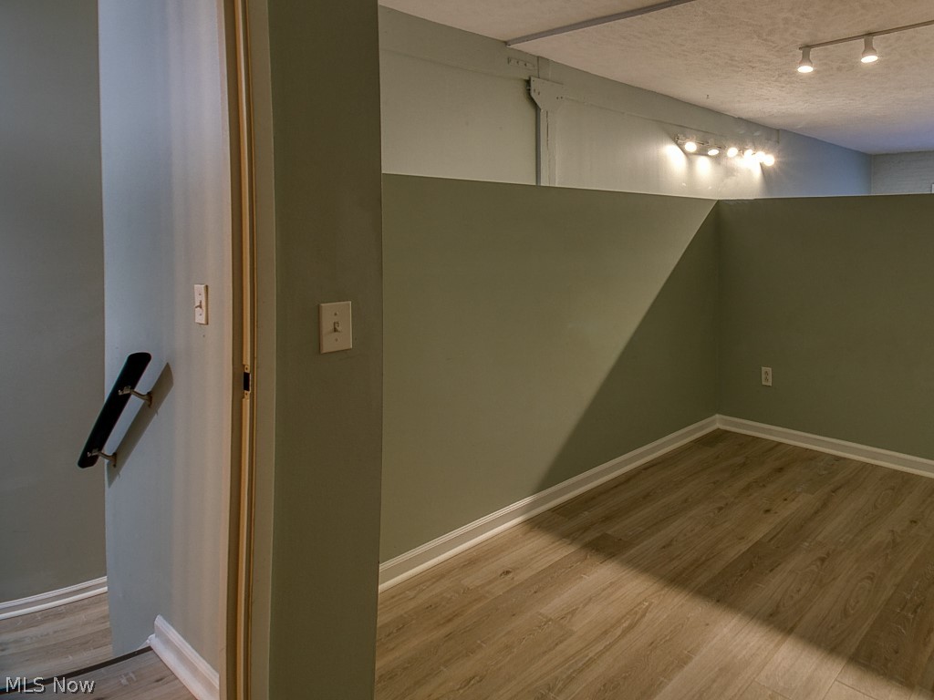 408 W Saint Clair Avenue Cleveland OH 44113