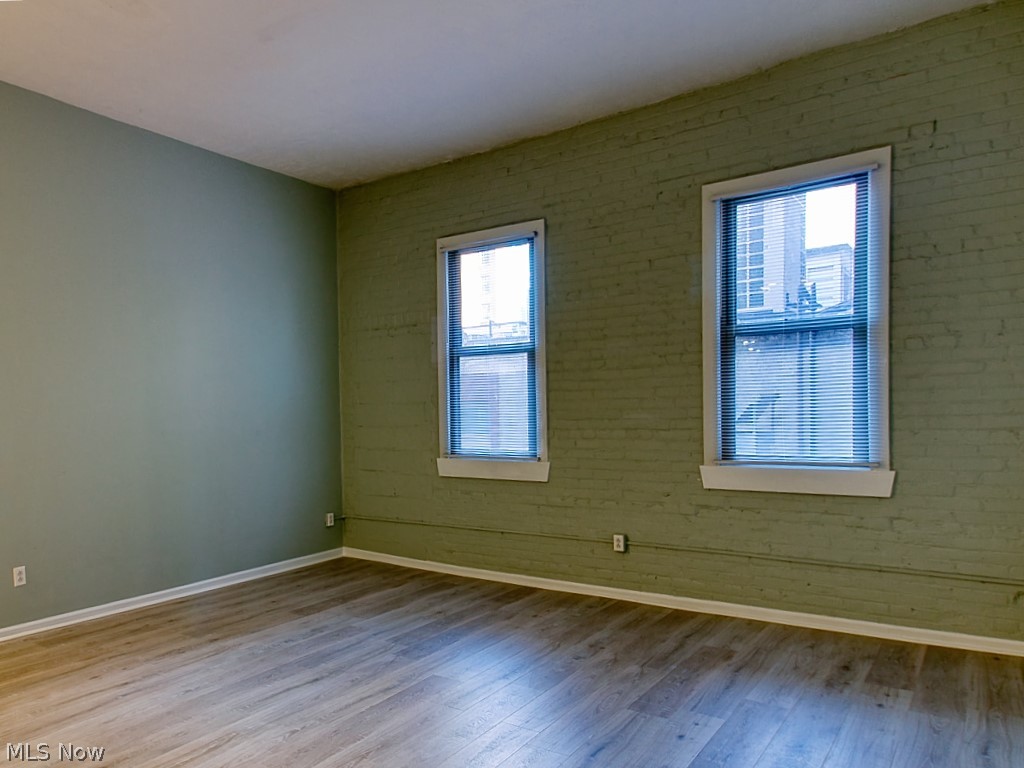 408 W Saint Clair Avenue Cleveland OH 44113