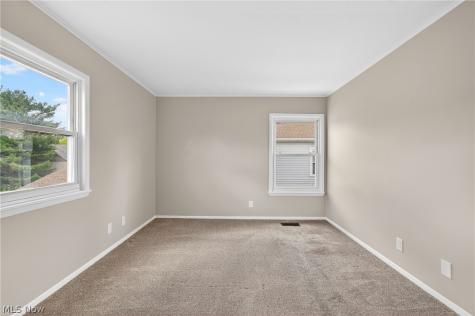 2549 Royal County Down Drive Uniontown OH 44685