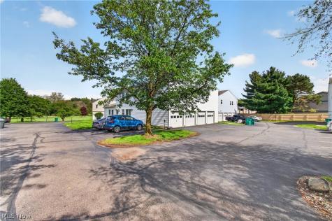 2549 Royal County Down Drive Uniontown OH 44685