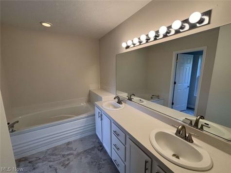 202 Cutler Lane Hudson OH 44236