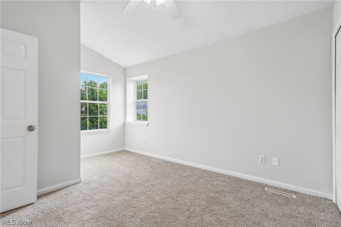 1352 Meadow Run Copley OH 44321