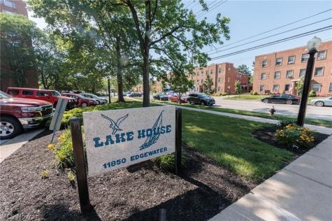 11850 Edgewater Drive Lakewood OH 44107