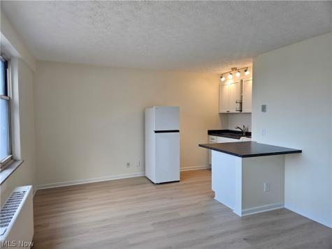 11850 Edgewater Drive Lakewood OH 44107