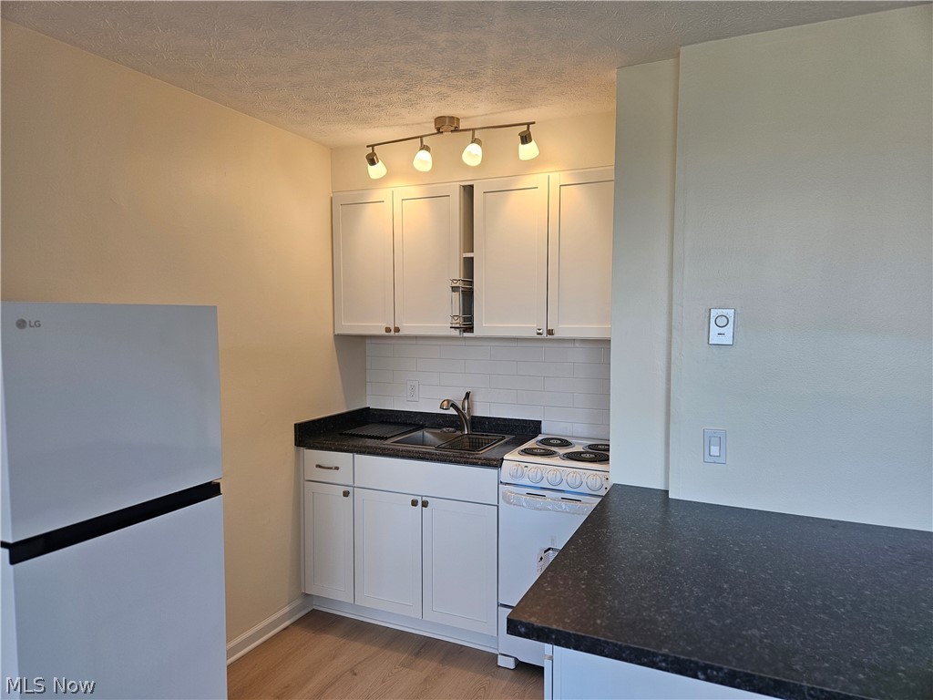 11850 Edgewater Drive Lakewood OH 44107