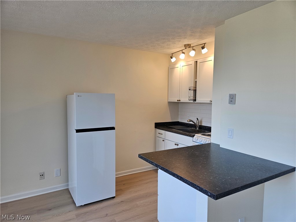 11850 Edgewater Drive Lakewood OH 44107