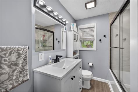 1529 Lee Terrace Drive Wickliffe OH 44092
