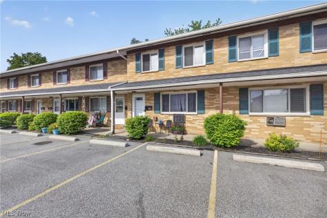 1529 Lee Terrace Drive Wickliffe OH 44092