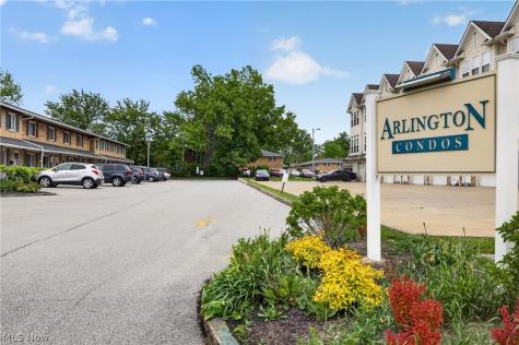 1529 Lee Terrace Drive Wickliffe OH 44092