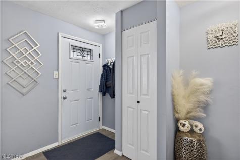 1529 Lee Terrace Drive Wickliffe OH 44092