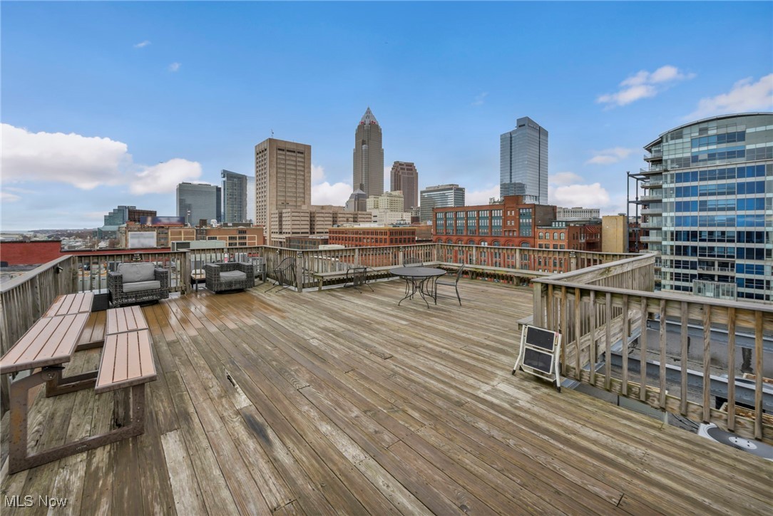 1133 W 9th Street Cleveland OH 44113