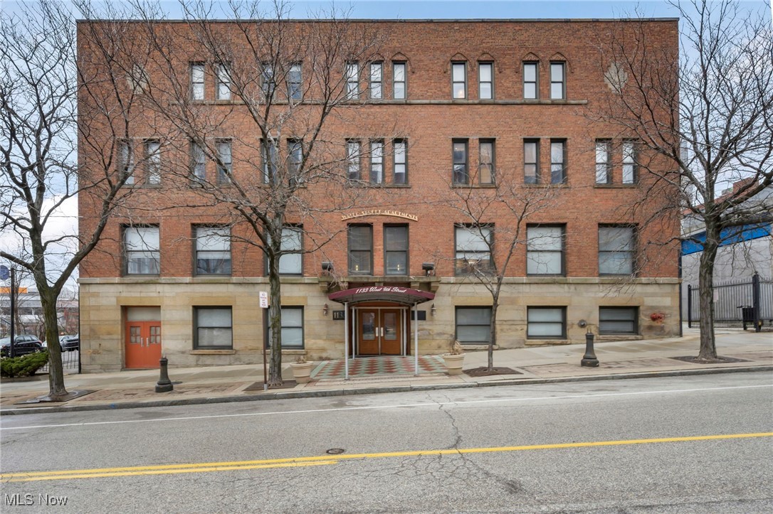 1133 W 9th Street Cleveland OH 44113