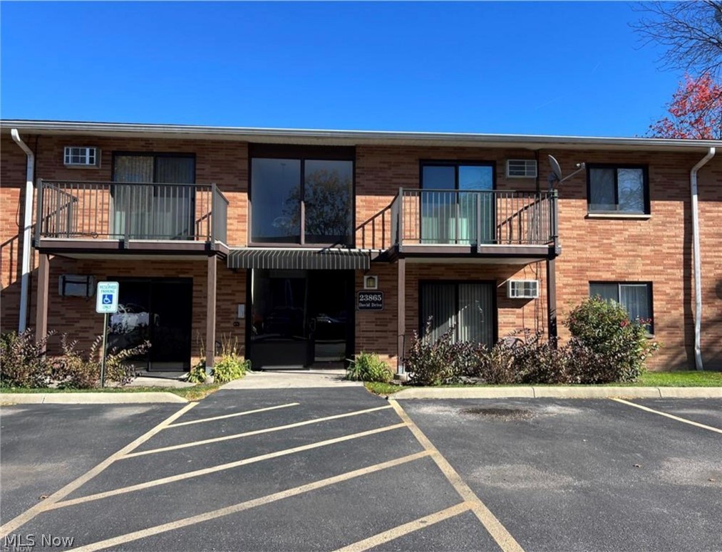 23865 David Drive North Olmsted OH 44070