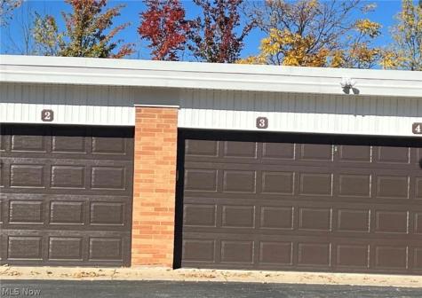 23865 David Drive North Olmsted OH 44070