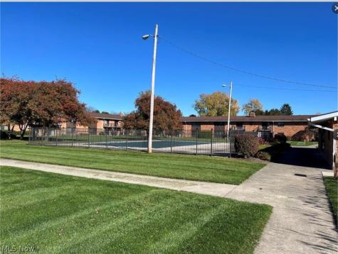 23865 David Drive North Olmsted OH 44070