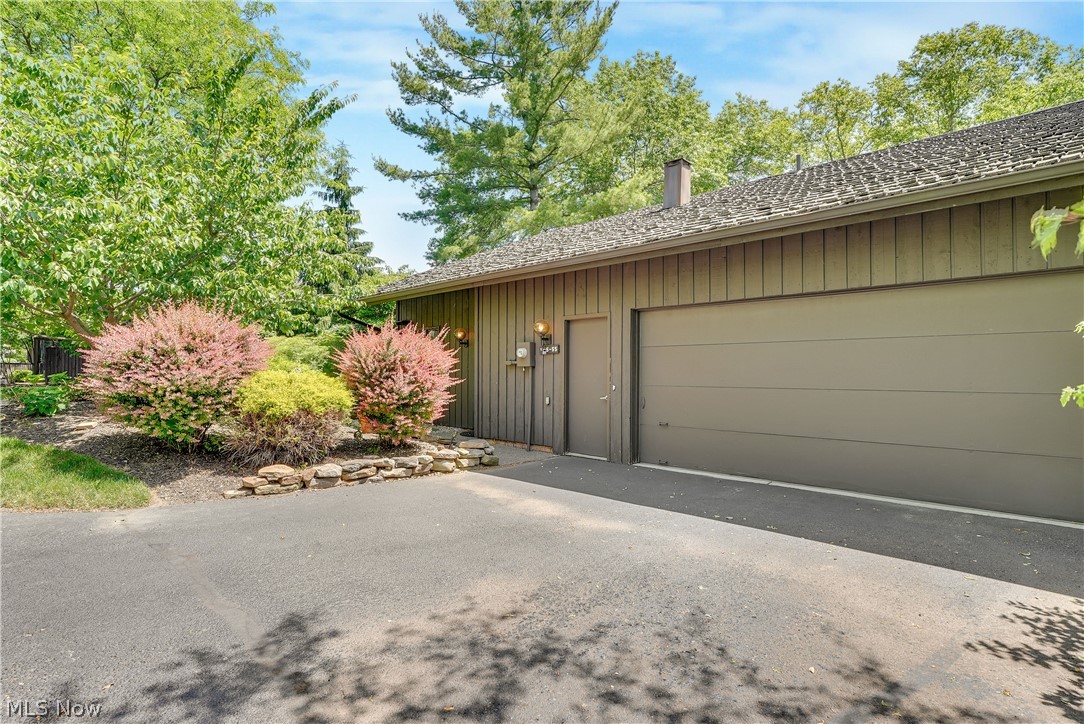 455-55 Meadowview Drive Aurora OH 44202