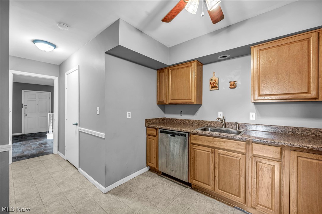 3 Meadowlawn Drive Mentor OH 44060