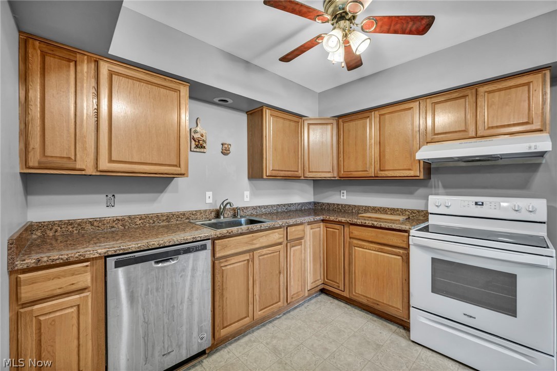 3 Meadowlawn Drive Mentor OH 44060