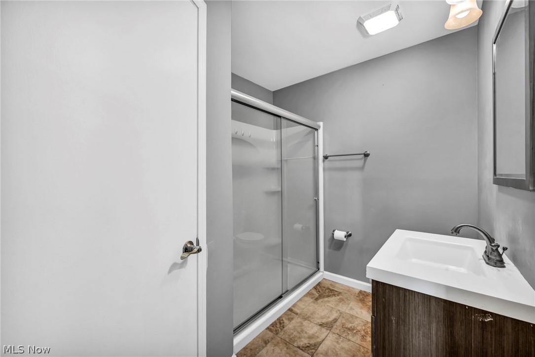 3 Meadowlawn Drive Mentor OH 44060