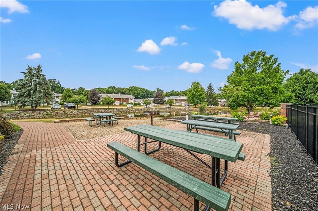 4 Meadowlawn Mentor OH 44060