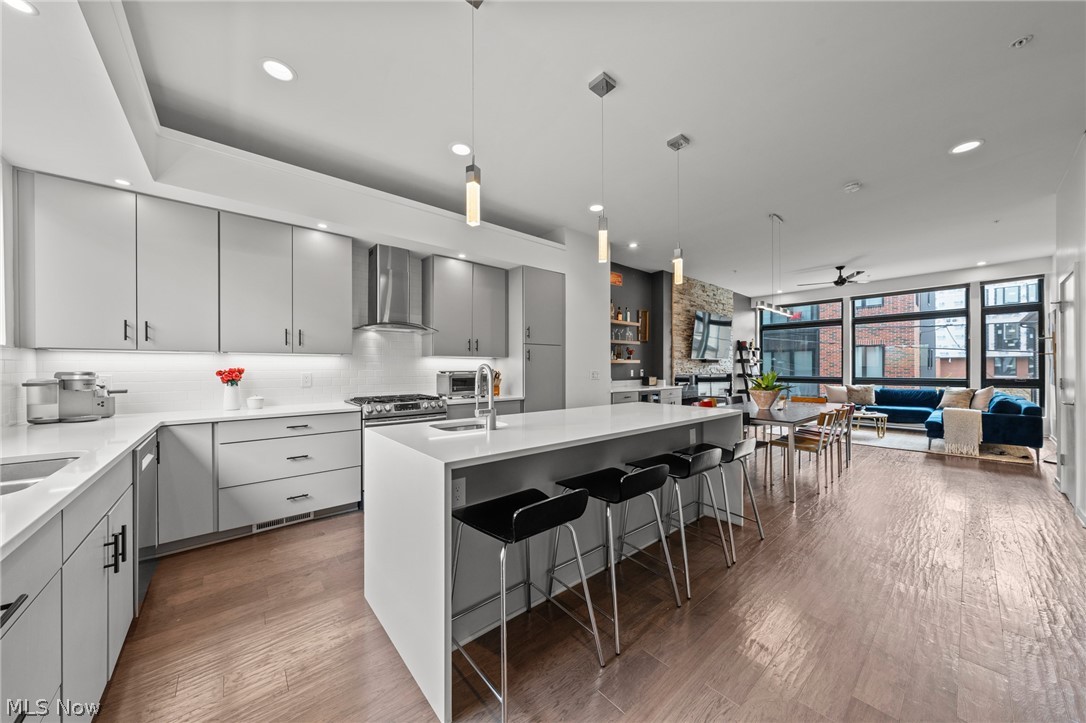 3114 Vine Court Cleveland OH 44113