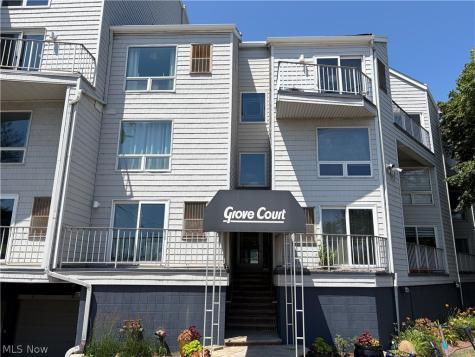 1900 Grove Court Cleveland OH 44113