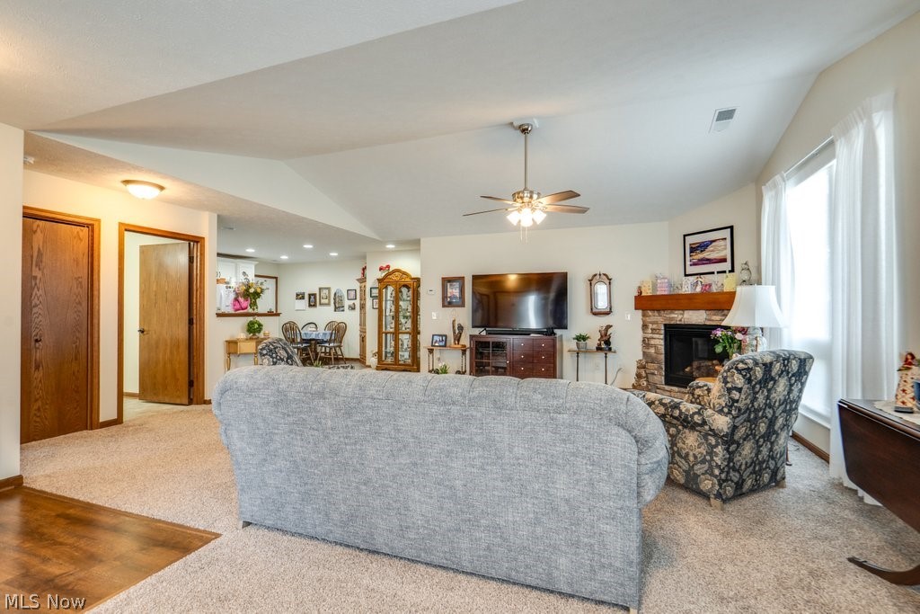 1788 Blackberry Lane Orrville OH 44667