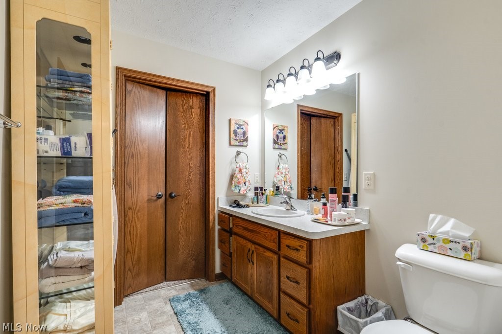 1788 Blackberry Lane Orrville OH 44667