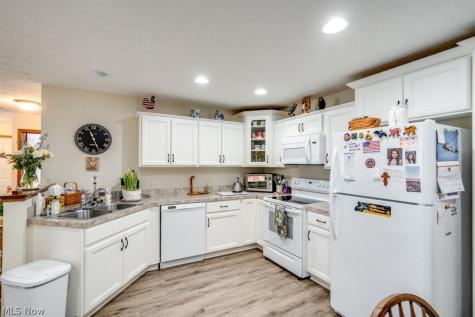 1788 Blackberry Lane Orrville OH 44667