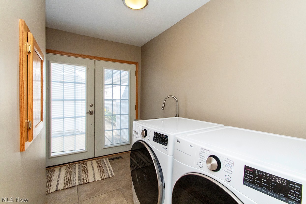 1045 N Jefferson Street Medina OH 44256