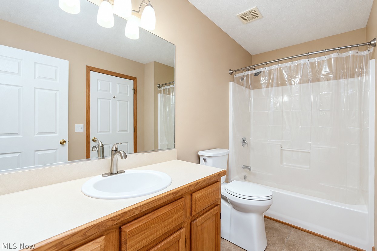 1045 N Jefferson Street Medina OH 44256