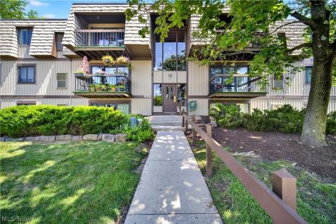 9751 Sunrise Boulevard North Royalton OH 44133