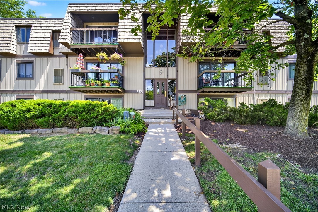 9751 Sunrise Boulevard North Royalton OH 44133