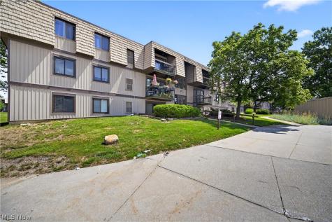 9751 Sunrise Boulevard North Royalton OH 44133