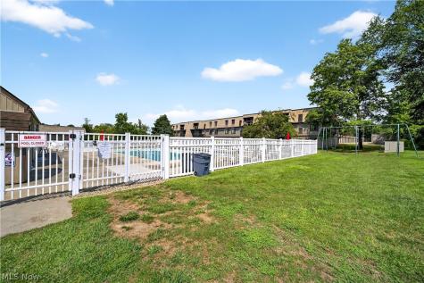 9751 Sunrise Boulevard North Royalton OH 44133