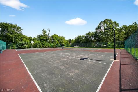 9751 Sunrise Boulevard North Royalton OH 44133