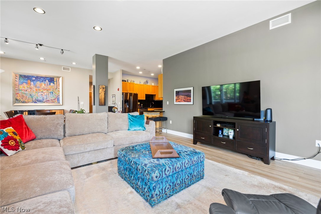 12701 Larchmere Boulevard Cleveland OH 44120