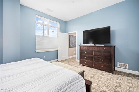 12701 Larchmere Boulevard Cleveland OH 44120