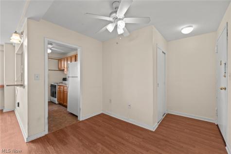 11720 Edgewater Drive Lakewood OH 44107
