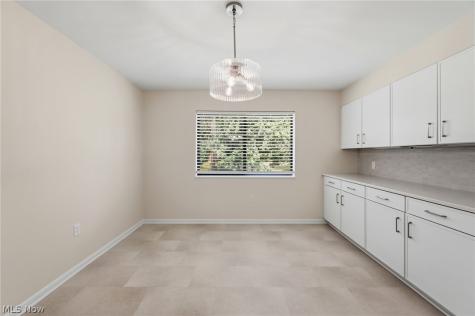 140 Fox Hollow Drive Mayfield Heights OH 44124
