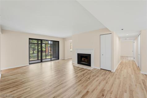 140 Fox Hollow Drive Mayfield Heights OH 44124