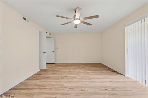 140 Fox Hollow Drive Mayfield Heights OH 44124