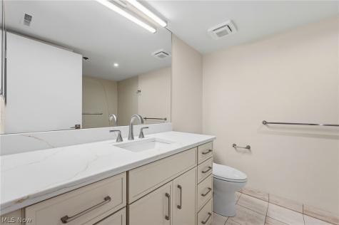 140 Fox Hollow Drive Mayfield Heights OH 44124