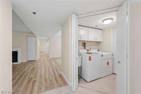 140 Fox Hollow Drive Mayfield Heights OH 44124